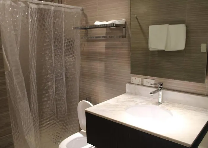 A2j Luxury Bgc Balcony Near Sm Aura Taguig Apartment