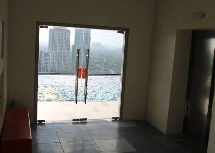 A2j Luxury Bgc Balcony Near Sm Aura Taguig Manila