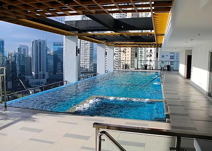 A2j Luxury Bgc Balcony Near Sm Aura Taguig