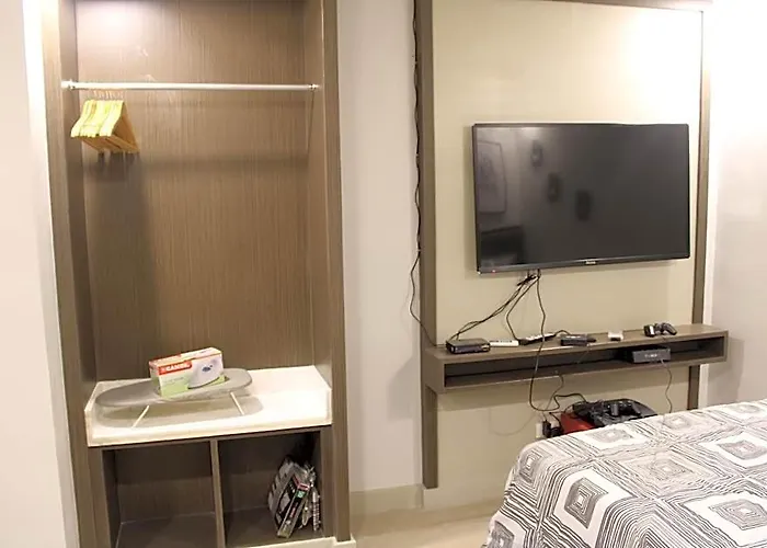 A2j Luxury Bgc Balcony Near Sm Aura Taguig Manila